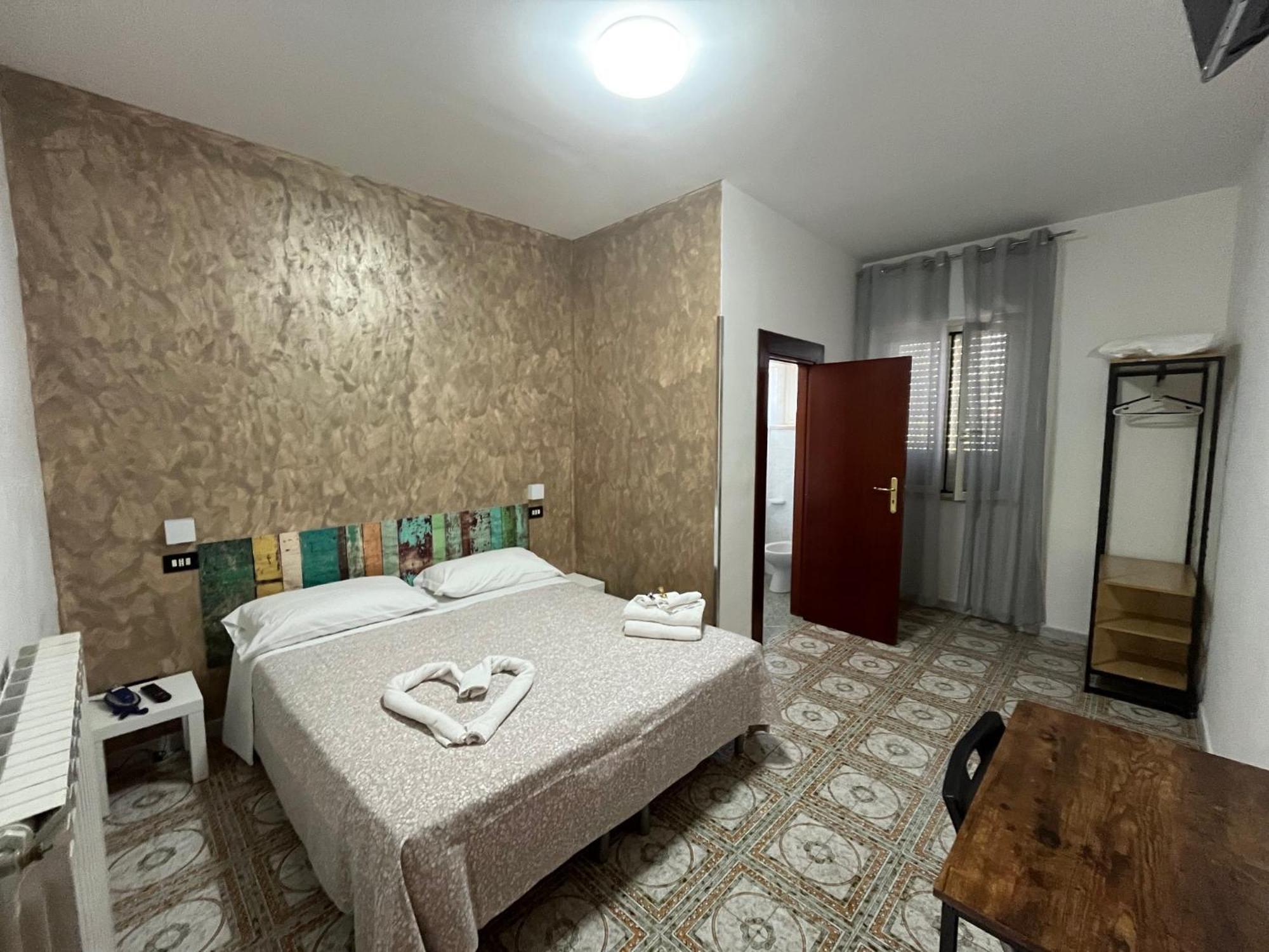 Triple Room Private Bathroom